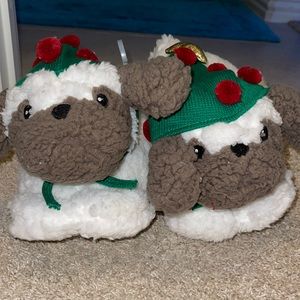 slippers